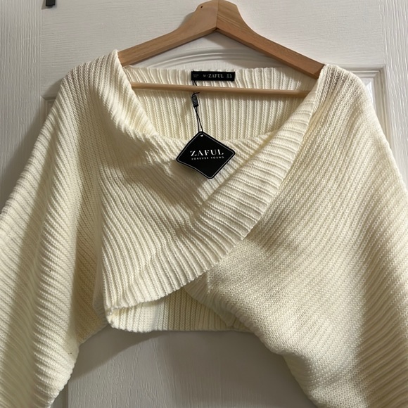 Zaful crop top - Picture 1 of 3
